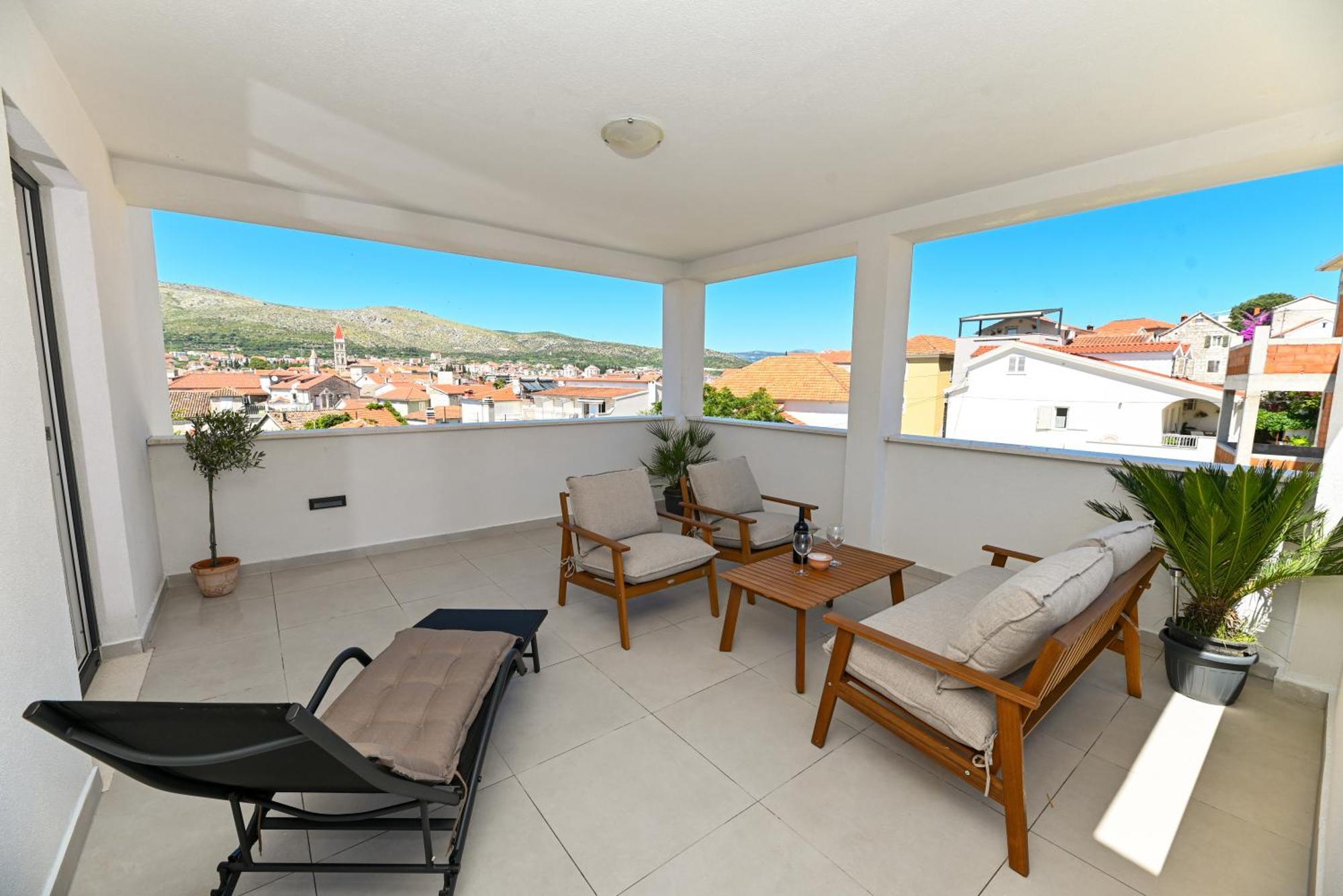 Downtown Apartments Maar Trogir Exterior foto