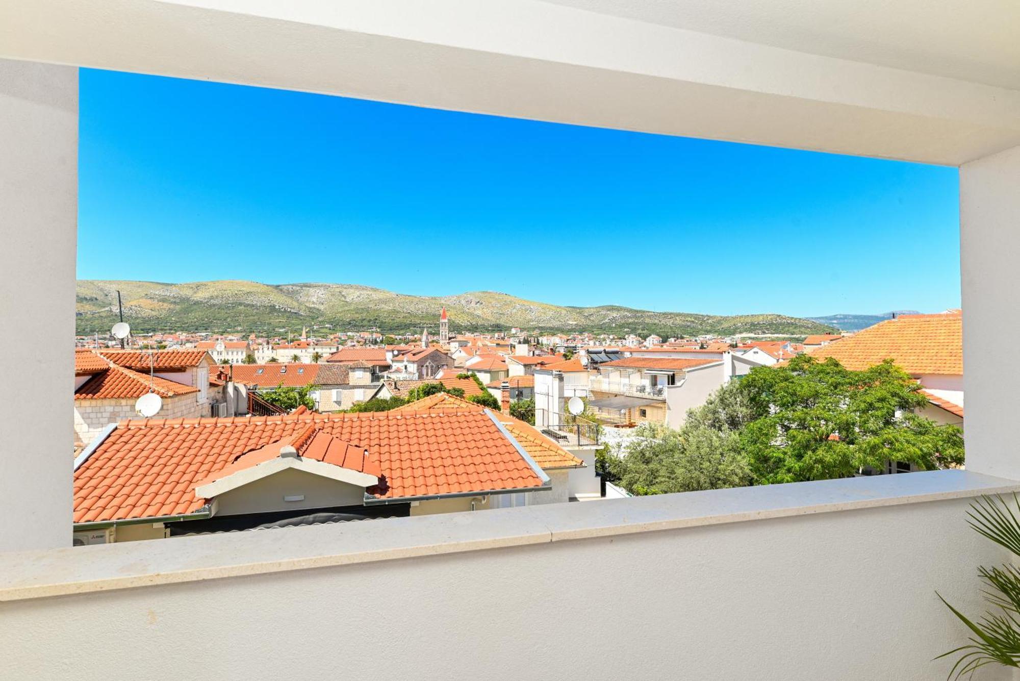 Downtown Apartments Maar Trogir Exterior foto