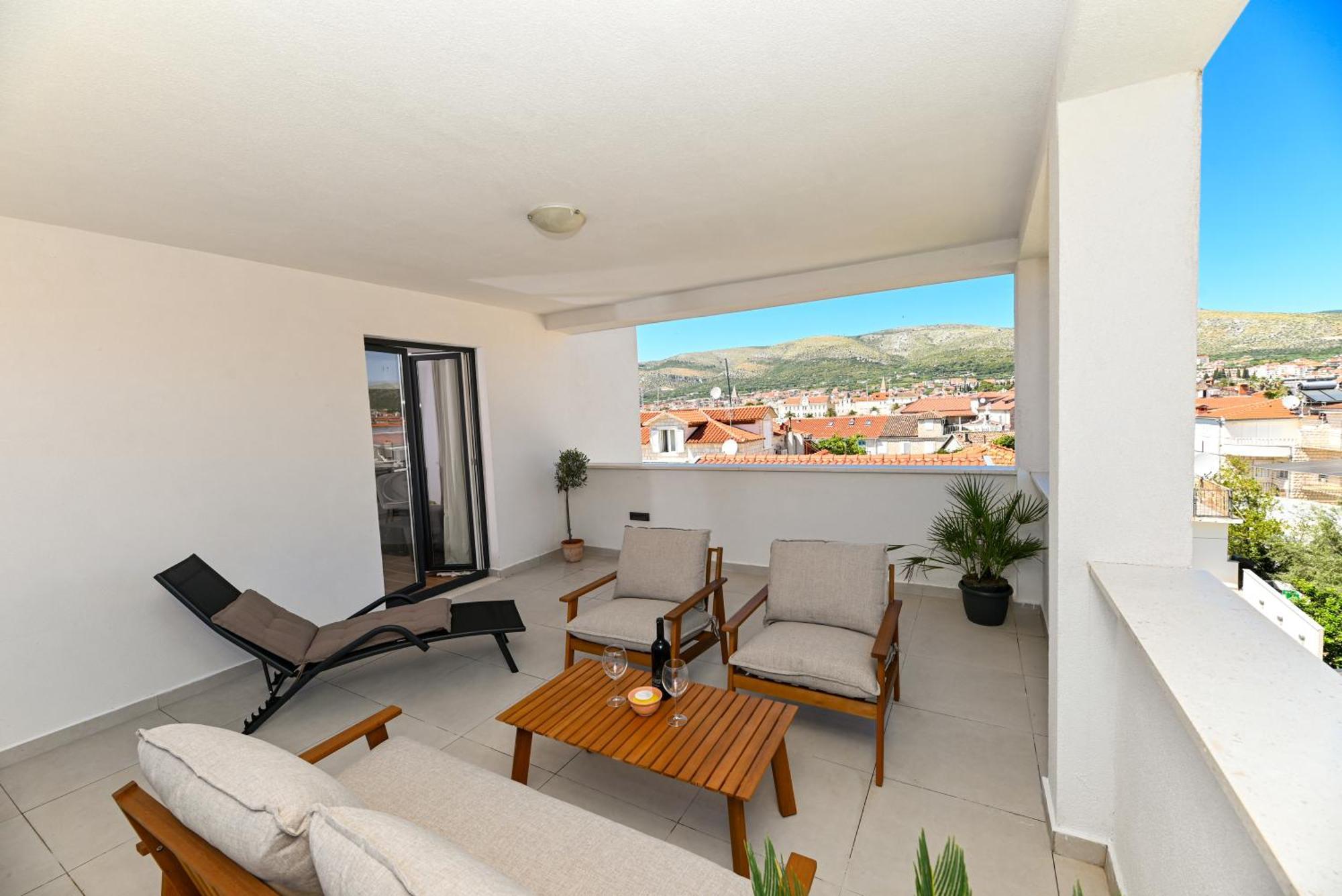 Downtown Apartments Maar Trogir Exterior foto